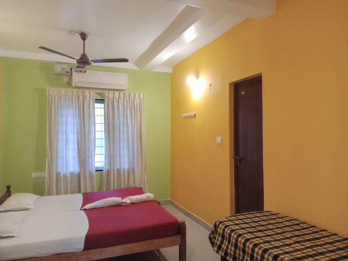 Fort Kochi Frangipani Holiday Home מראה חיצוני תמונה