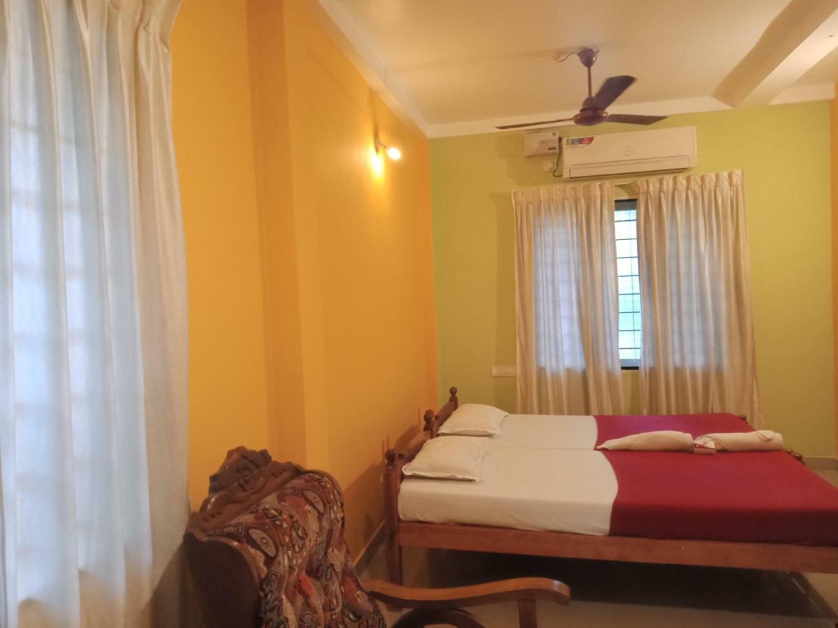 Fort Kochi Frangipani Holiday Home מראה חיצוני תמונה